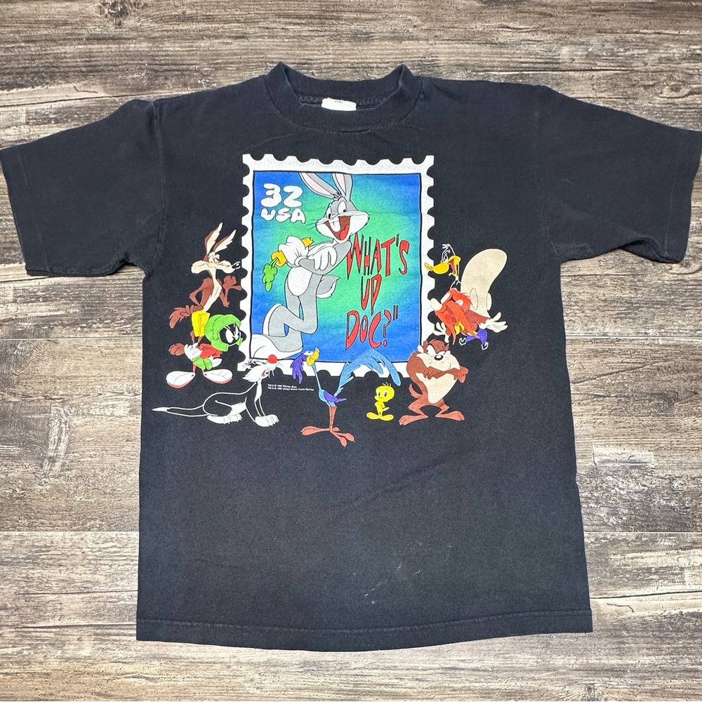Vintage 1997 Looney Tunes T-shirt - Men’s Med - Women’s Small - Black - USA GUC